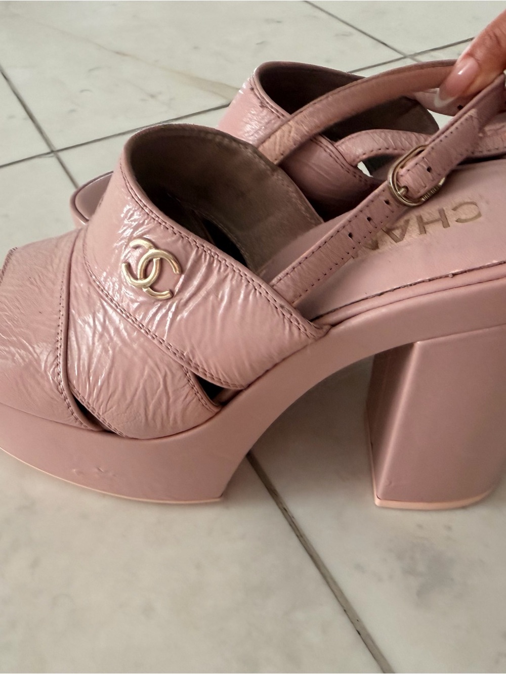 CHANEL Blush Pink Platform Slingback Sandals with Gold CC - Picture 2 of 3